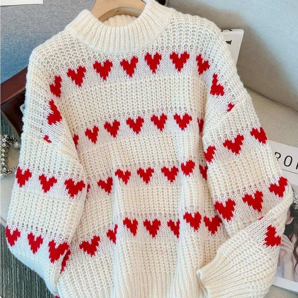 Cozy Heart Pattern Sweater